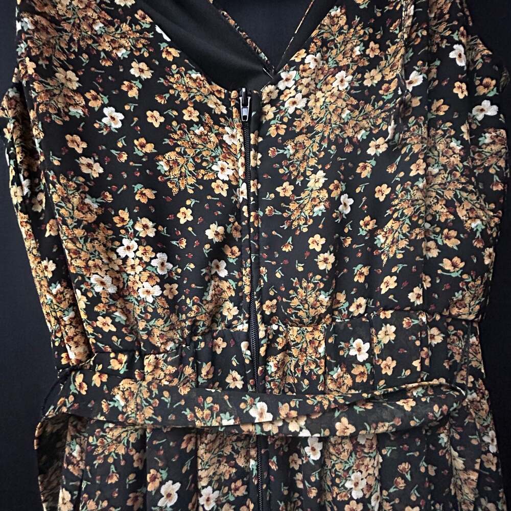 Premier Amour Floral Print Sleeveless Maxi Dress with Tie Waist - Picture 8 of 11
